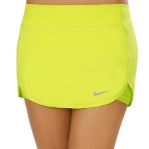 Nike Straight Court Women's Tennis Skirt, XS, Cyber Lime, 646167-382