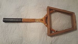 ANTIQUE WRIGHT & DITSON WOODEN TENNIS RACQUET ENDORSED/USED  MARY BROWNE VICTORY