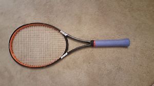 Prince Textreme Tour 100T Midplus 4 1/4 tennis racket