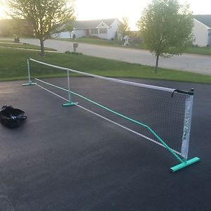 NICE OFFICIAL USAPA PORTABLE PICKLEBALL NET SYSTEM USED INDOORS ONLY