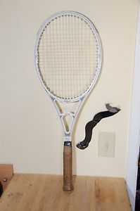 Wilson SC2000 Ceramic Graphite Composite Tennis Racket 4 1/2 Midsize 85