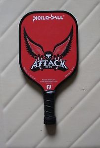 Attack 2.0 Pickleball paddle, very good condition.