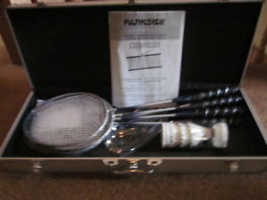 Parkside Badminton Set-Includes 6 Rackets, 3 Birdies and Case
