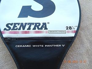 VINTAGE SENTRA TENNIS RACKET WITH COVER, 28 1/4'', WHITE PANTHER V, 4  3/8 L