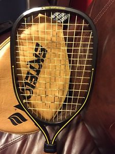EKTELON Marathon Graphite Racquetball Racquet w/ head cover.