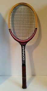 DONNAY LADY WOOD TENNIS RACKET 4 1/2 LM4 "designed for ladies" Excellent
