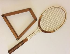 Vintage WILSON Lady Advantage Wood Tennis Racquet w Wood Press Brace