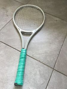 Vintage Prince Spectrum Comp 90 Tennis Racket Kevlar/Graphite: 90 sq.in/ 4-1/2