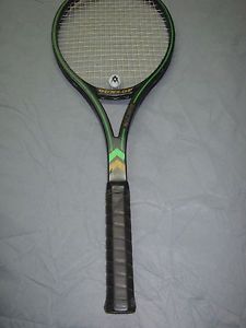 DUNLOP MAX 200G TENNIS RACQUET 4 5/8-FREE SHIPPING-NEAR PERFECT-SEE PICS!