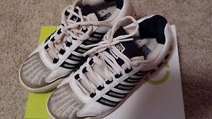 K-Swiss 7.0 tennis shoes