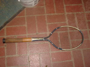VINTAGE DAYTON WOOD METALTENNIS RAQUET