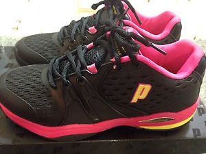 PRINCE Women's Warrior Pink And Black Tennis Shoes