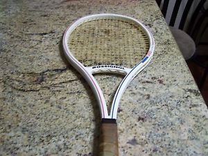 Rossignol F200 Carbon - Tennis Racquet - Grip size 4 1/8 - W/cover